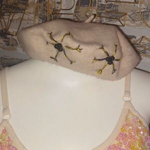 Marcus Adler wool Beret